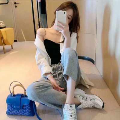坐稳车泰欣娜